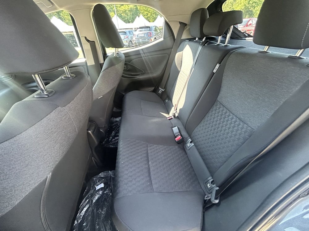 Toyota Yaris usata a La Spezia (20)