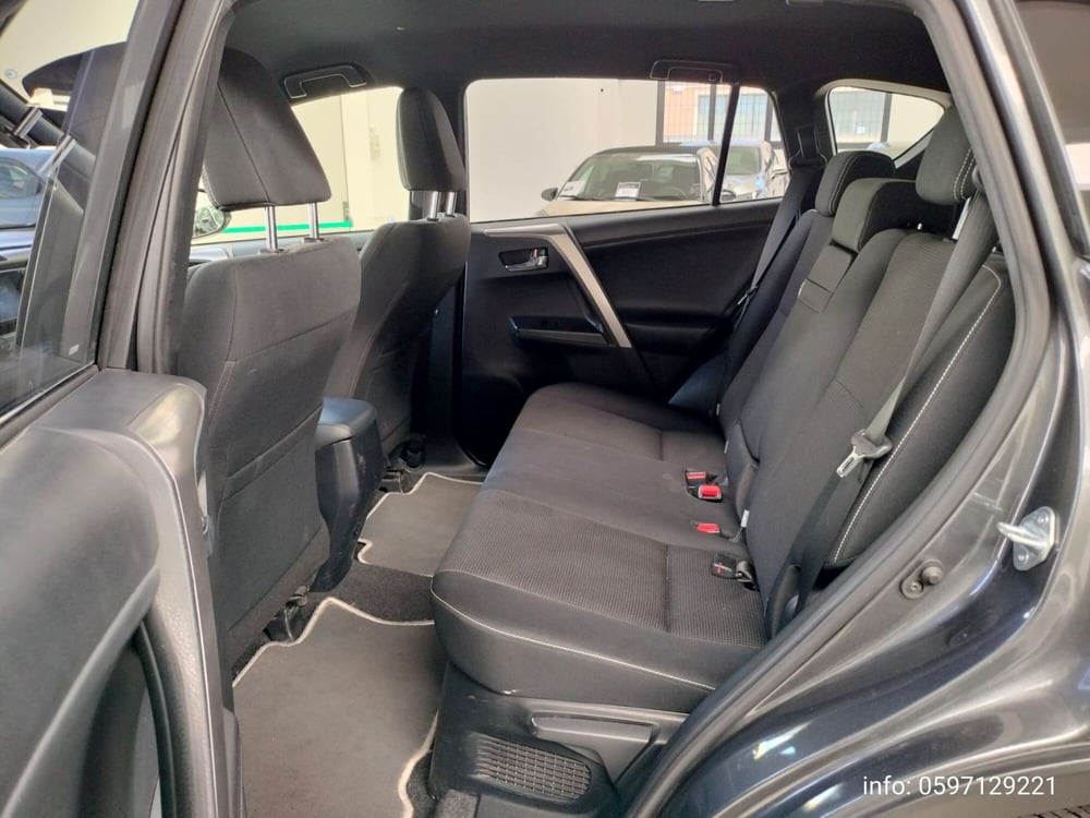 Toyota Rav4 usata a Modena (14)