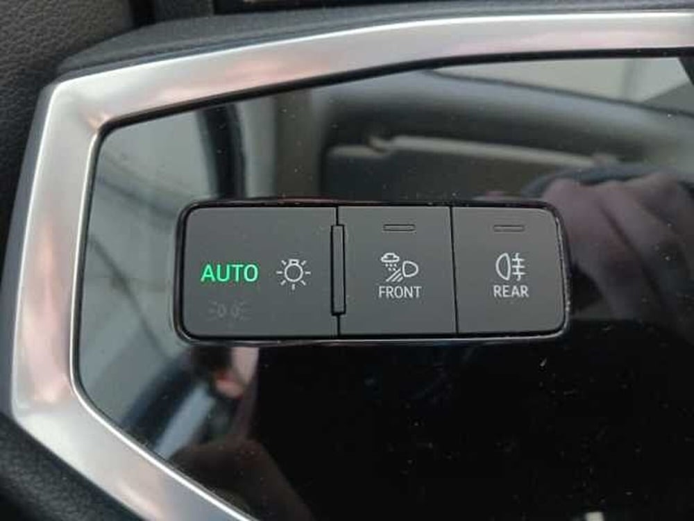 Audi Q3 Sportback usata a Lucca (18)