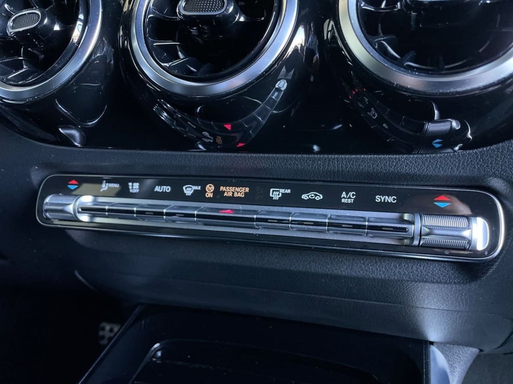 Mercedes-Benz GLA SUV usata a Bergamo (13)