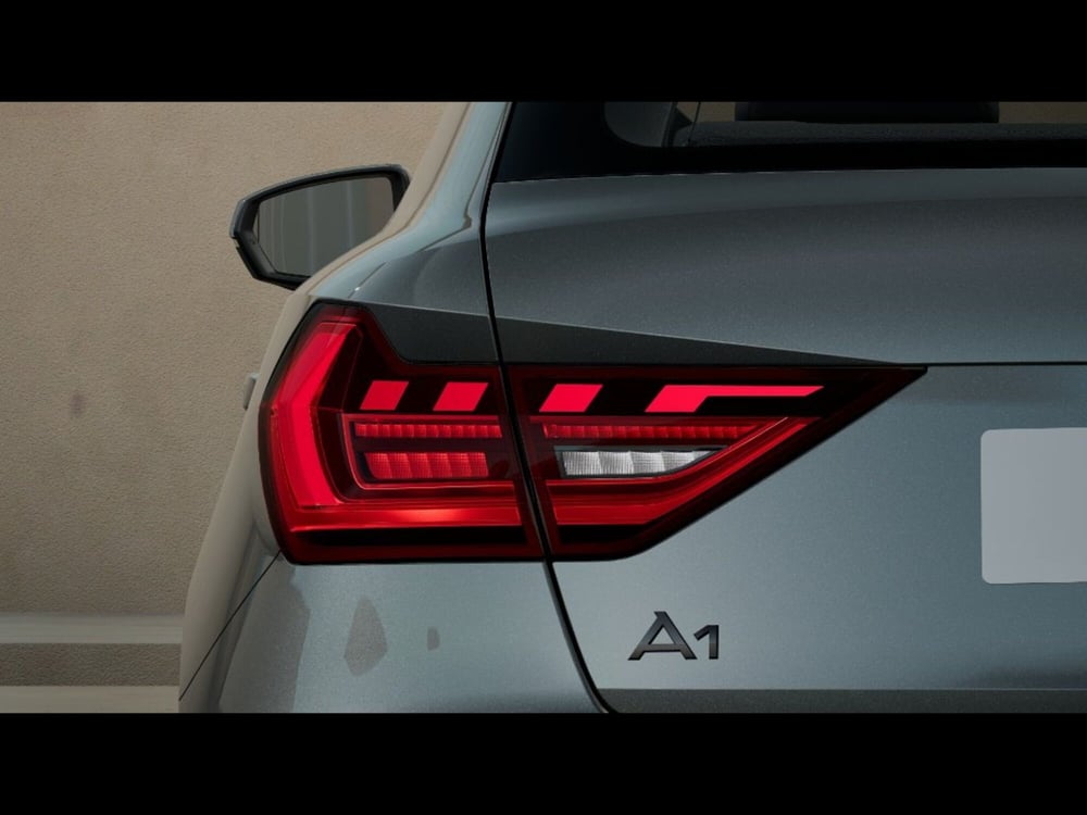 Audi A1 Sportback nuova a Livorno (6)