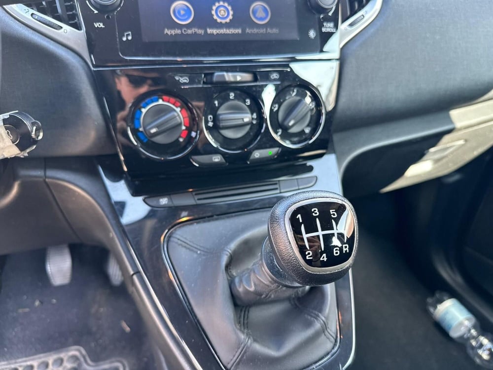 Lancia Ypsilon usata a Monza e Brianza (9)