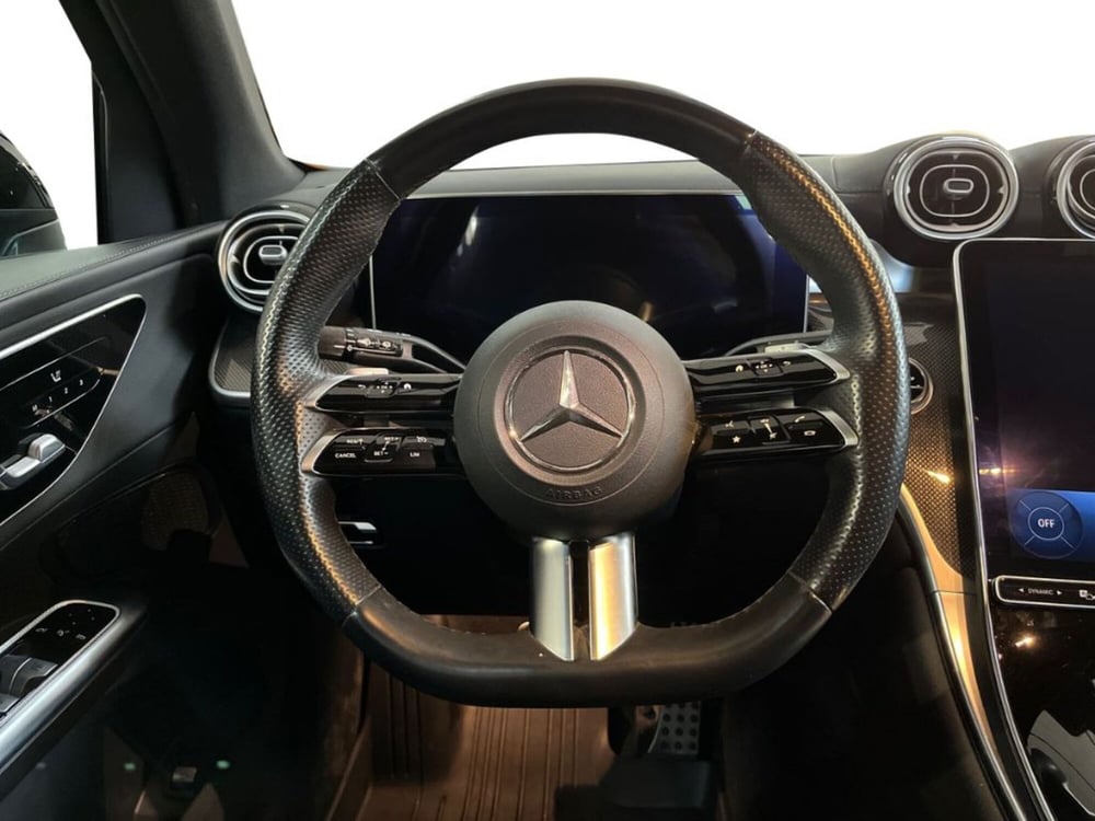 Mercedes-Benz GLC SUV usata a Bari (11)