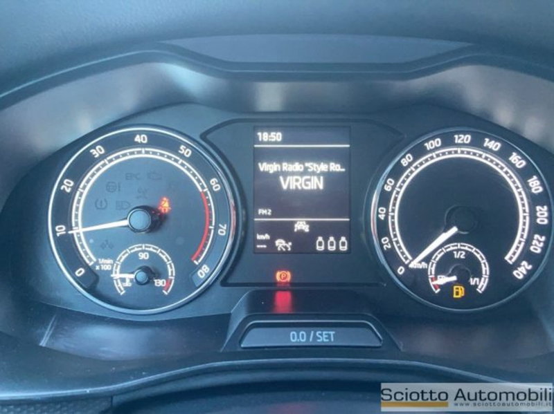 Skoda Kamiq usata a Messina (11)