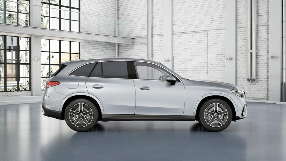 Mercedes-Benz GLC SUV nuova a Chieti (3)
