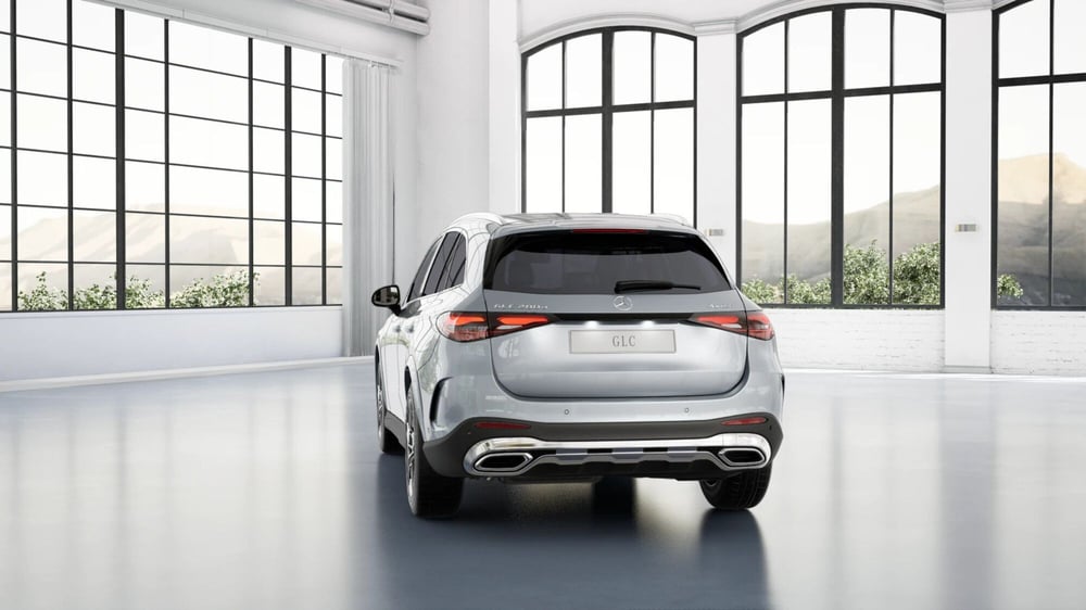 Mercedes-Benz GLC SUV nuova a Chieti (4)