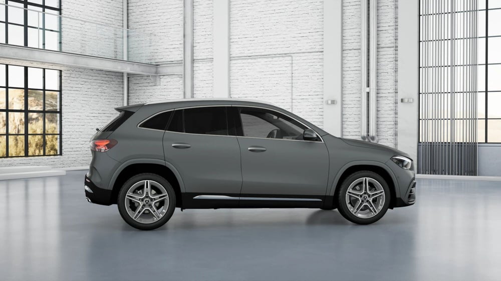 Mercedes-Benz GLA SUV nuova a Pescara (2)