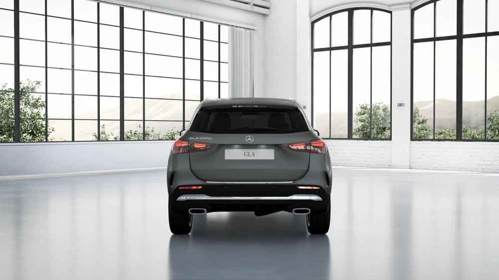 Mercedes-Benz GLA SUV nuova a Pescara (3)