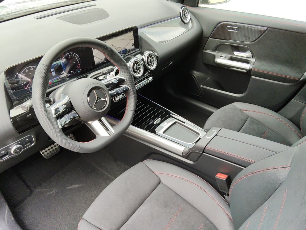 Mercedes-Benz GLA SUV nuova a Pescara (11)