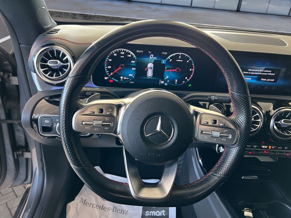 Mercedes-Benz CLA Shooting Brake usata a Cosenza (10)