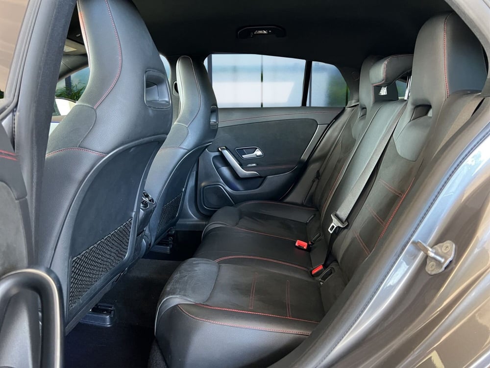 Mercedes-Benz CLA Shooting Brake usata a Cosenza (13)