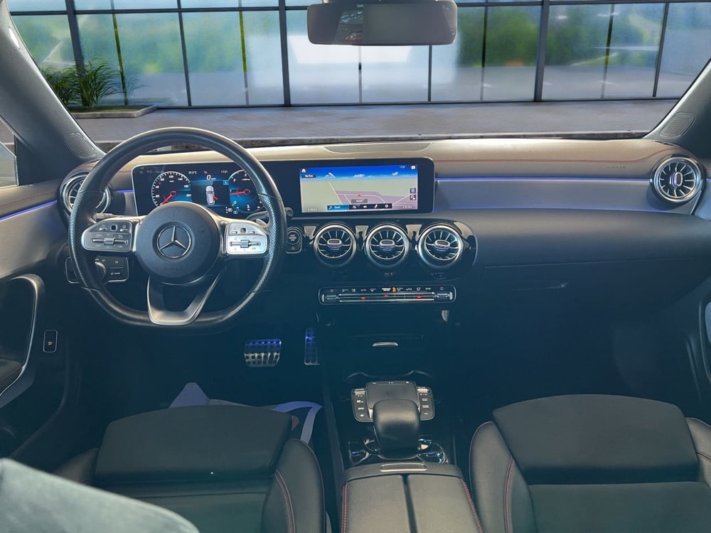Mercedes-Benz CLA Shooting Brake usata a Cosenza (14)