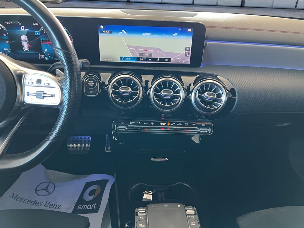 Mercedes-Benz CLA Shooting Brake usata a Cosenza (16)