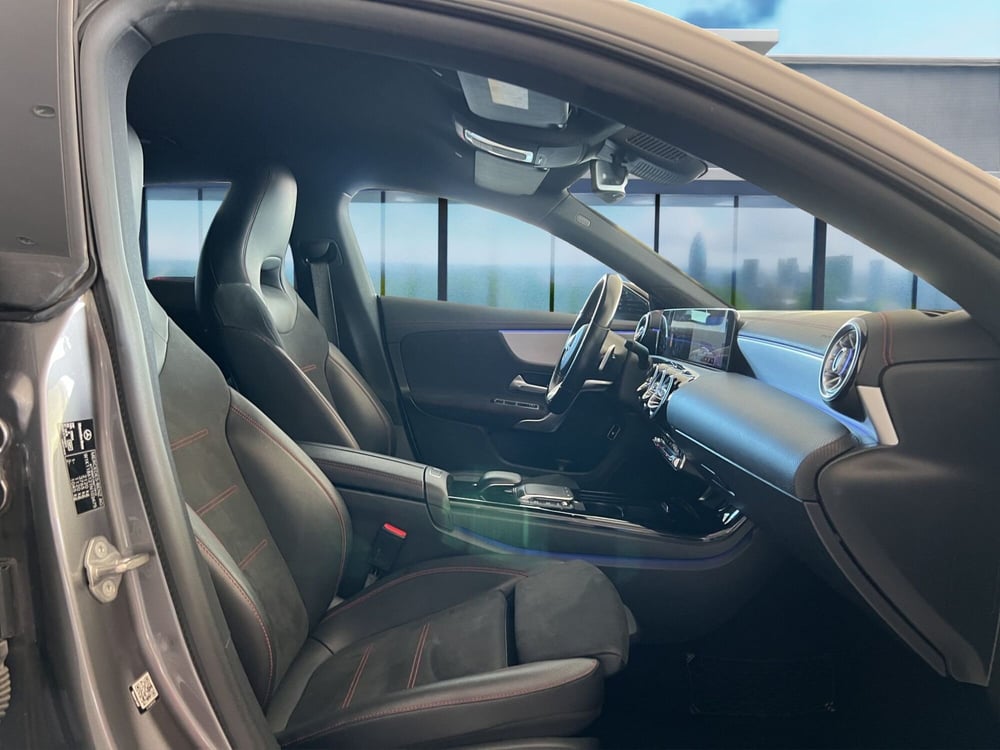 Mercedes-Benz CLA Shooting Brake usata a Cosenza (18)