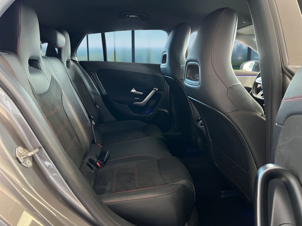 Mercedes-Benz CLA Shooting Brake usata a Cosenza (19)