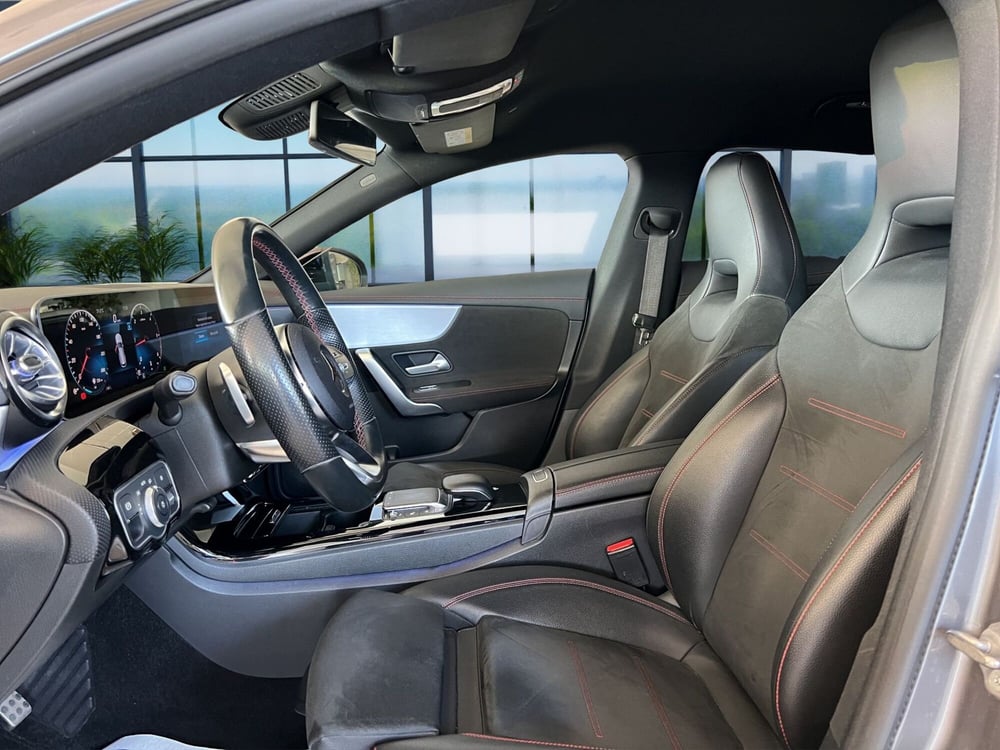 Mercedes-Benz CLA Shooting Brake usata a Cosenza (9)