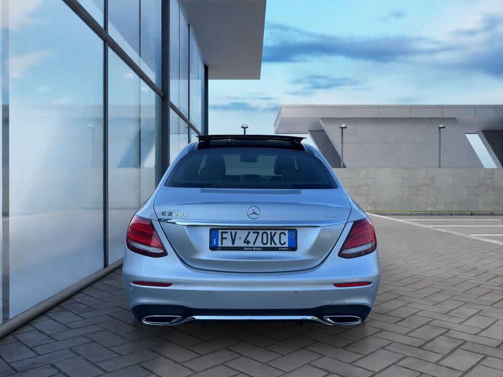 Mercedes-Benz Classe E usata a Cosenza (5)