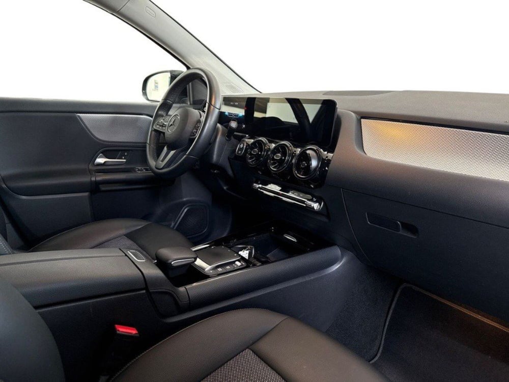 Mercedes-Benz GLA SUV usata a Rimini (12)