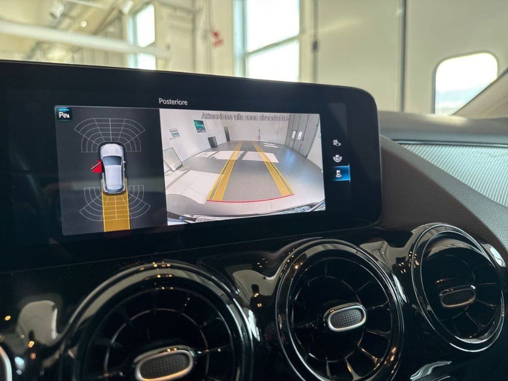 Mercedes-Benz GLA SUV usata a Rimini (17)