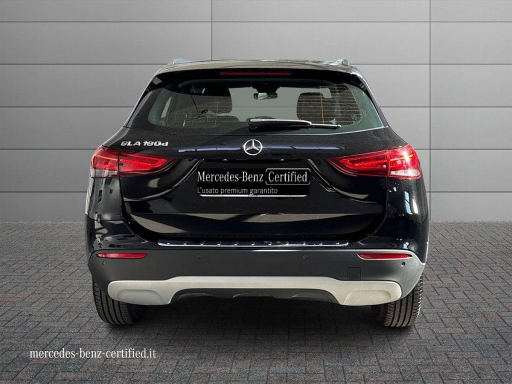 Mercedes-Benz GLA SUV usata a Rimini (6)