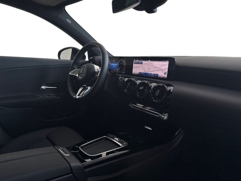 Mercedes-Benz Classe A nuova a Rimini (11)