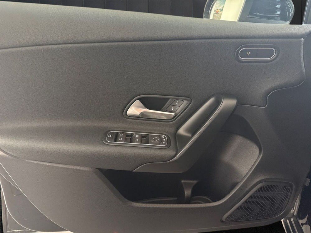 Mercedes-Benz Classe A nuova a Rimini (16)