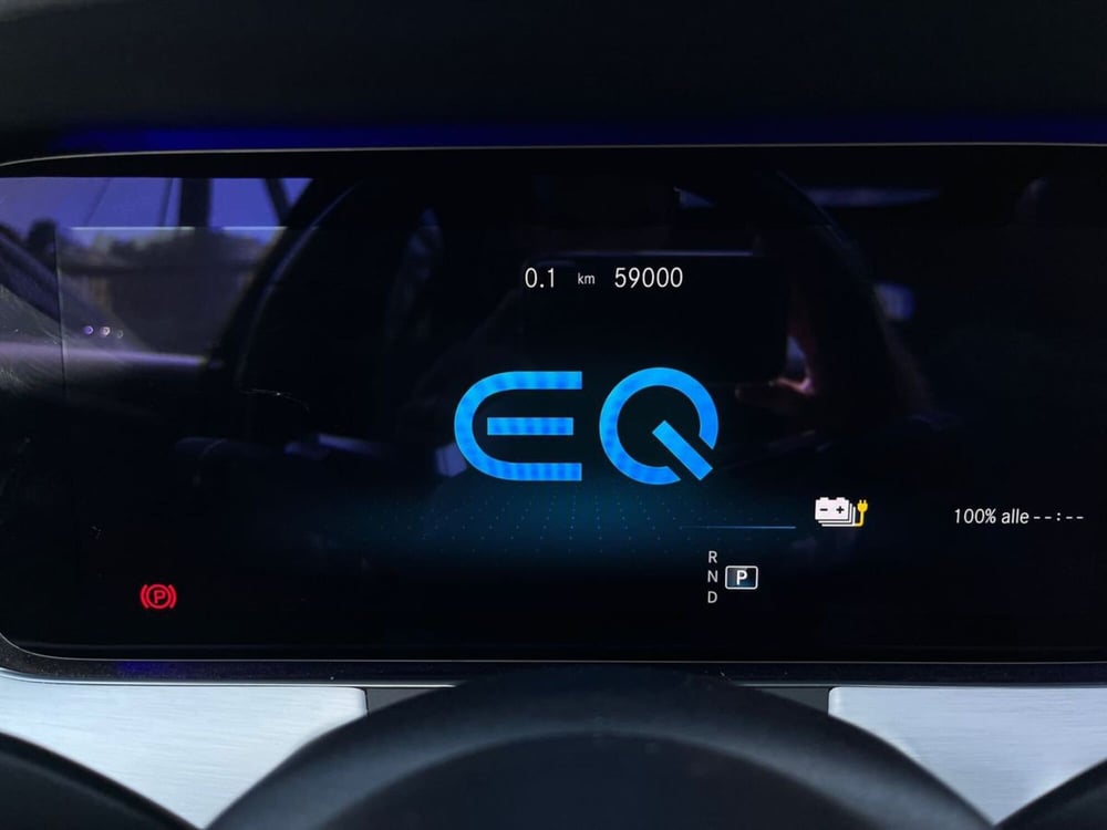 Mercedes-Benz Classe E usata a Napoli (12)