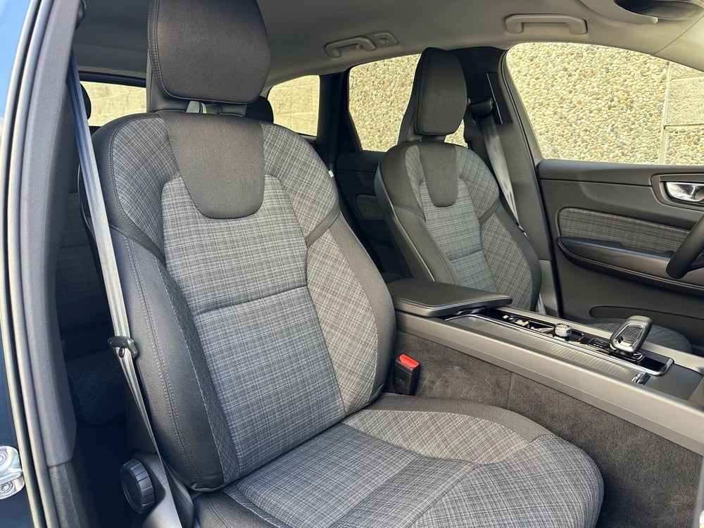Volvo XC60 usata a Bergamo (10)