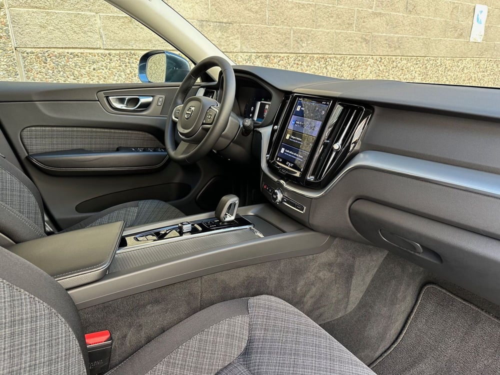 Volvo XC60 usata a Bergamo (12)