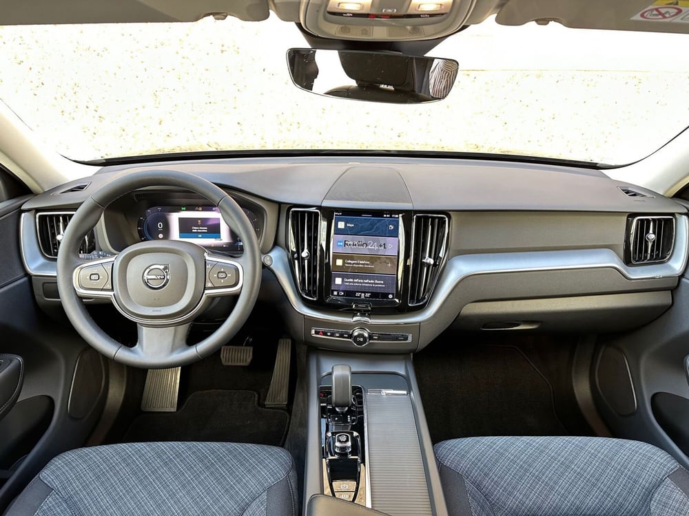 Volvo XC60 usata a Bergamo (4)