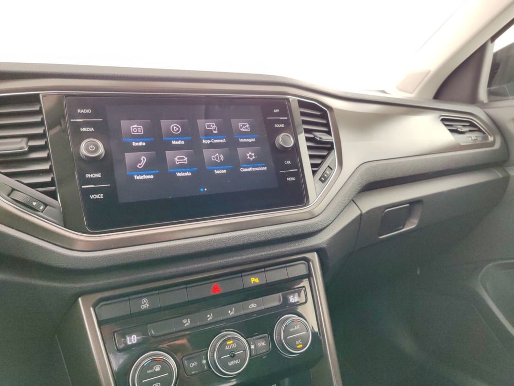 Volkswagen T-Roc usata a Massa-Carrara (11)