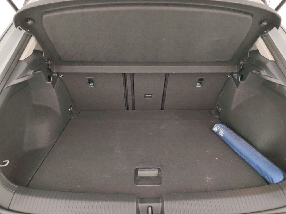 Volkswagen T-Roc usata a Massa-Carrara (16)