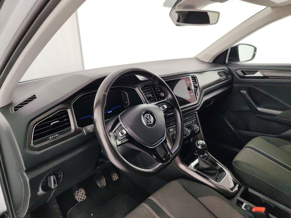 Volkswagen T-Roc usata a Massa-Carrara (8)
