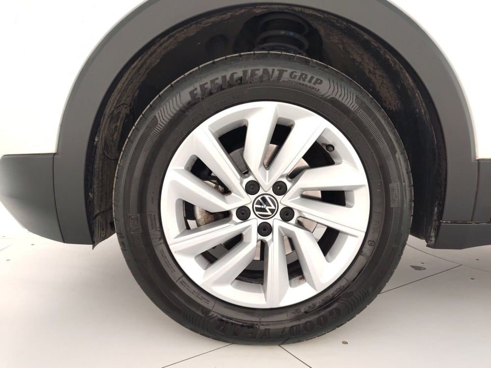 Volkswagen T-Cross usata a Massa-Carrara (6)