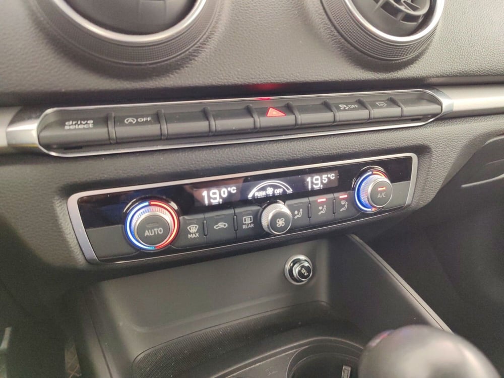 Audi A3 Sportback usata a Massa-Carrara (12)