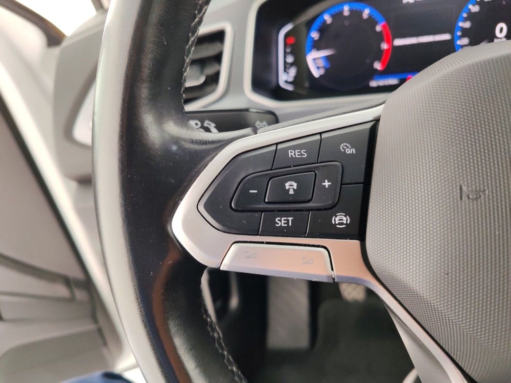 Volkswagen T-Roc usata a Massa-Carrara (14)