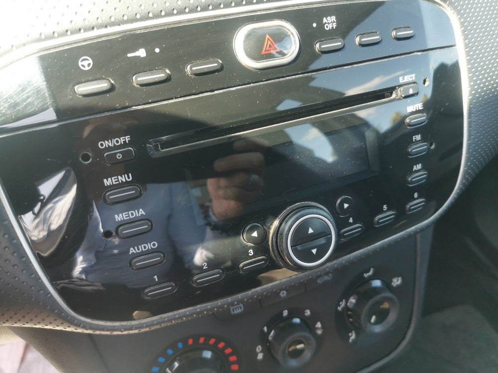 Fiat Punto Evo usata a Taranto (16)