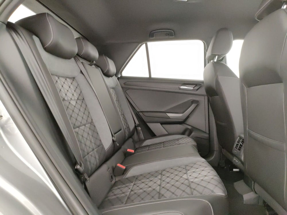 Volkswagen T-Roc nuova a Napoli (10)