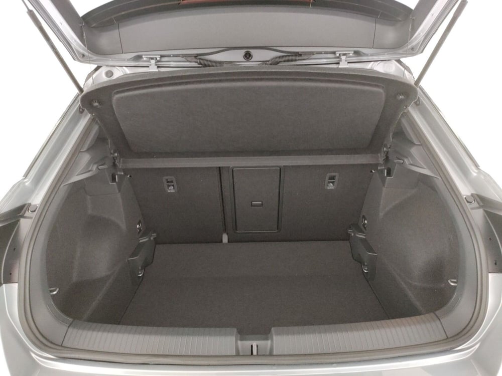 Volkswagen T-Roc nuova a Napoli (20)