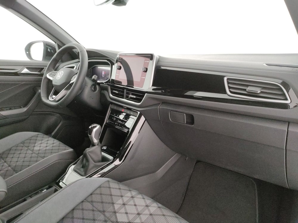Volkswagen T-Roc nuova a Napoli (7)