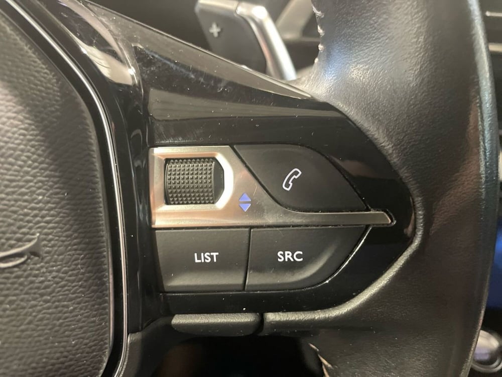 Peugeot 5008 usata a Salerno (20)