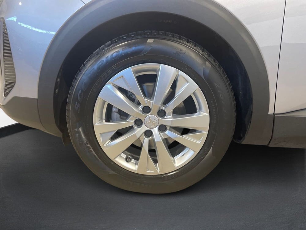 Peugeot 5008 usata a Salerno (8)