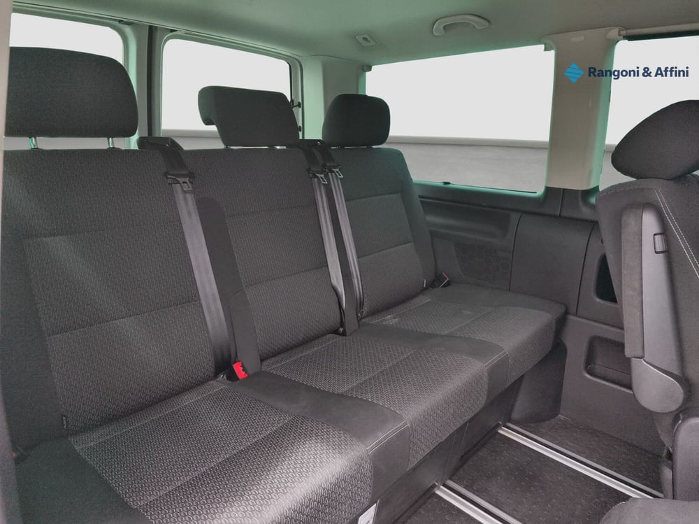 Volkswagen Multivan usata a Brescia (16)