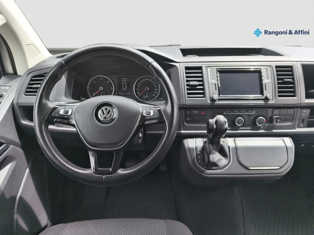 Volkswagen Multivan usata a Brescia (6)
