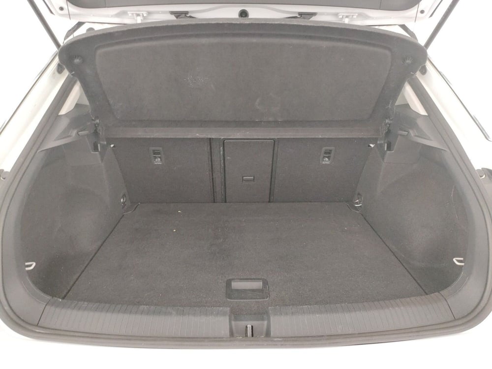 Volkswagen T-Roc usata a Napoli (18)