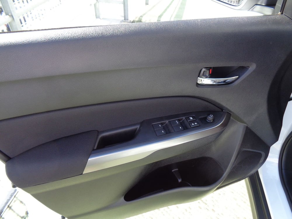 Suzuki Vitara nuova a Treviso (8)