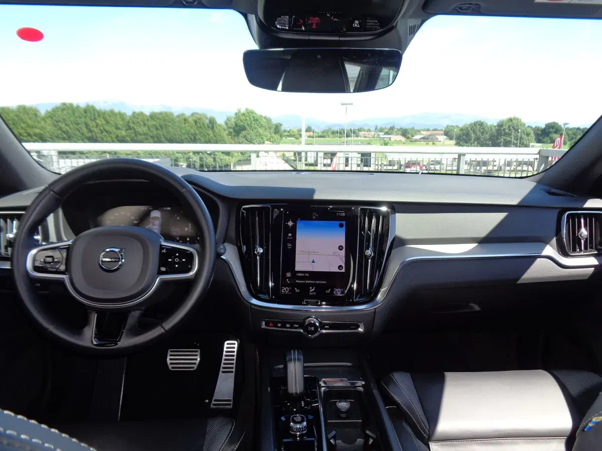 Volvo V60 usata a Treviso (13)