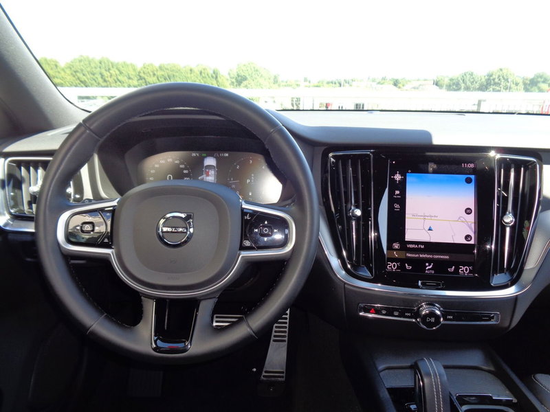 Volvo V60 usata a Treviso (14)