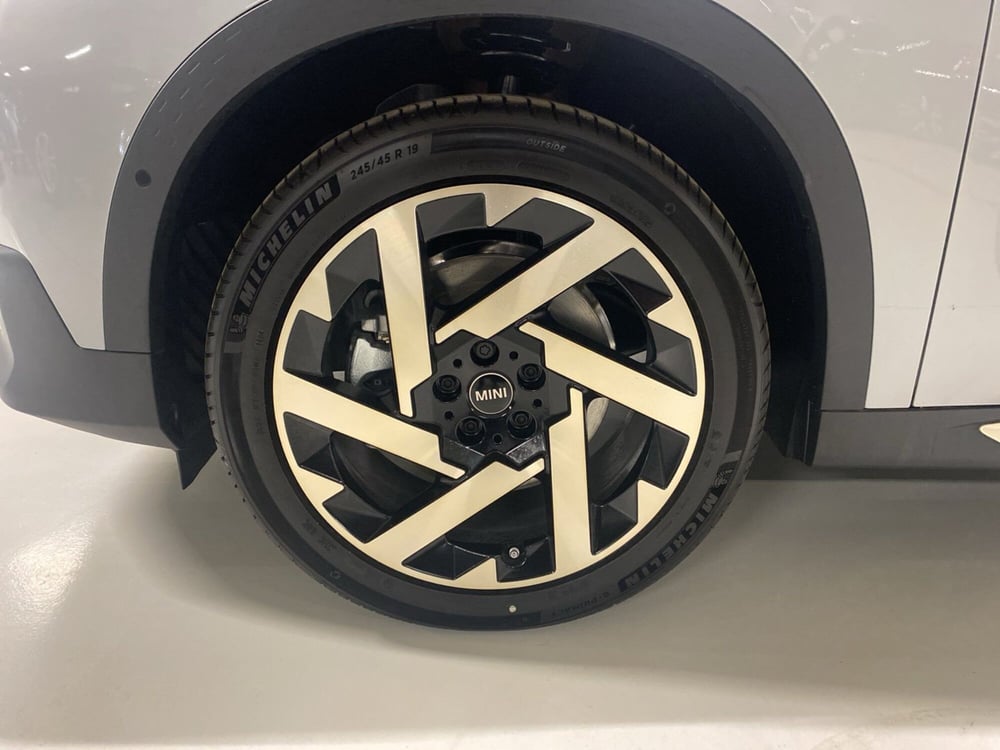 MINI Mini Countryman nuova a Napoli (10)