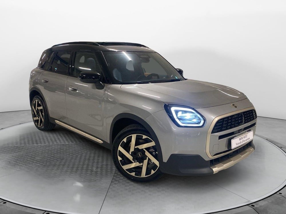MINI Mini Countryman nuova a Napoli (3)
